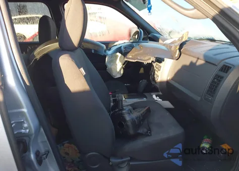 2010 Ford Escape Xlt from USA, damaged, VIN 1FMCU9D78AKD30127